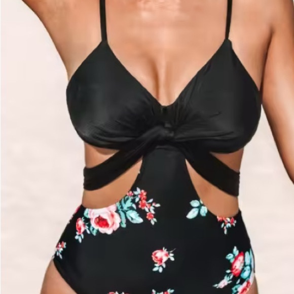 Black And Floral Wrap Cutout One Piece Swimsuit - Picture 5 of 8
